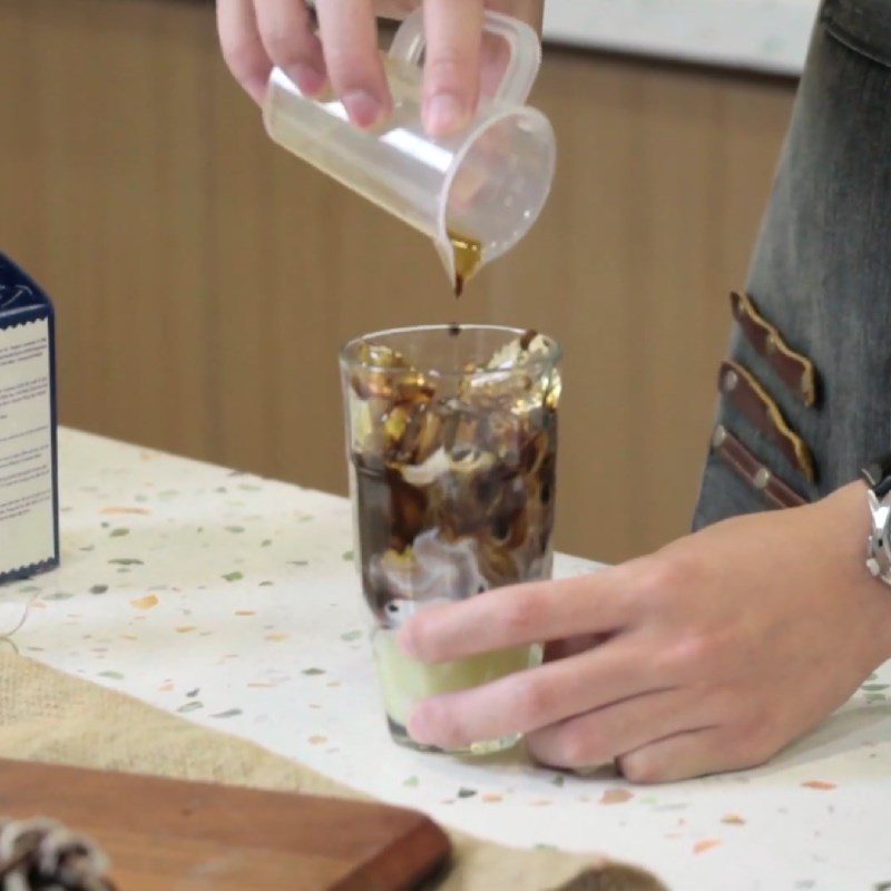 Step 1 Make iced milk coffee Salted coffee ice cream