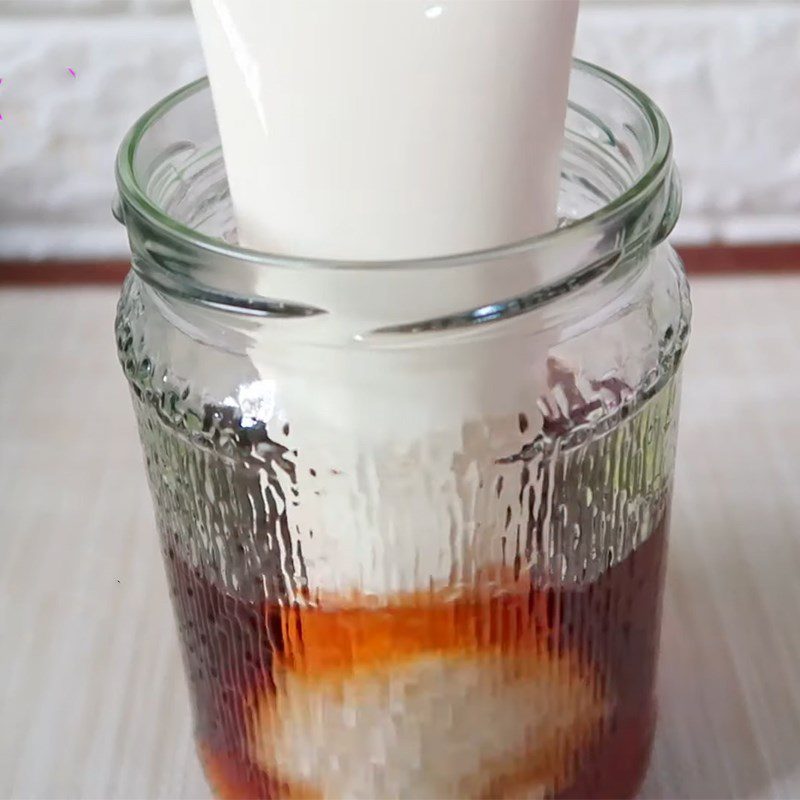Step 2 Making Milo milk tea