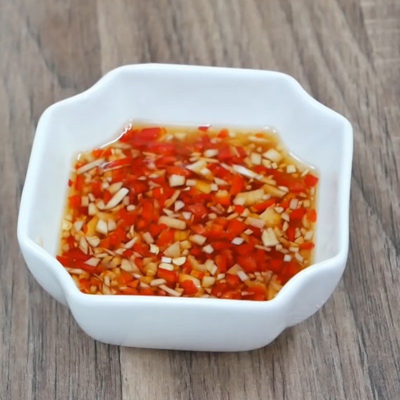 Step 3 Make the dipping sauce Beef salad with Vietnamese balm