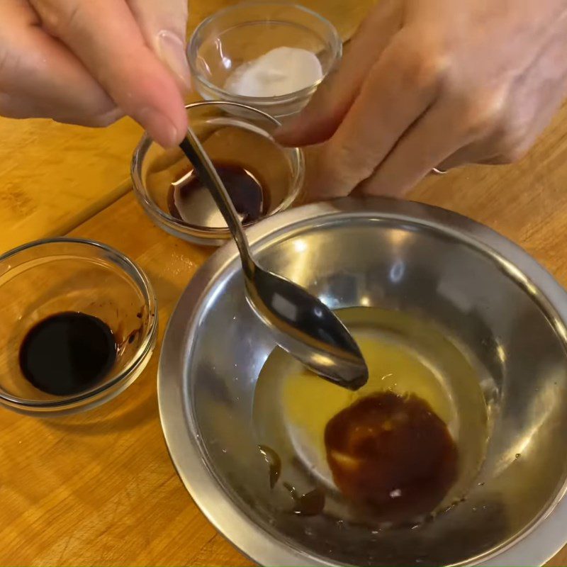 Step 3 Make the sauce for Stir-fried Green Beans with Eggplant