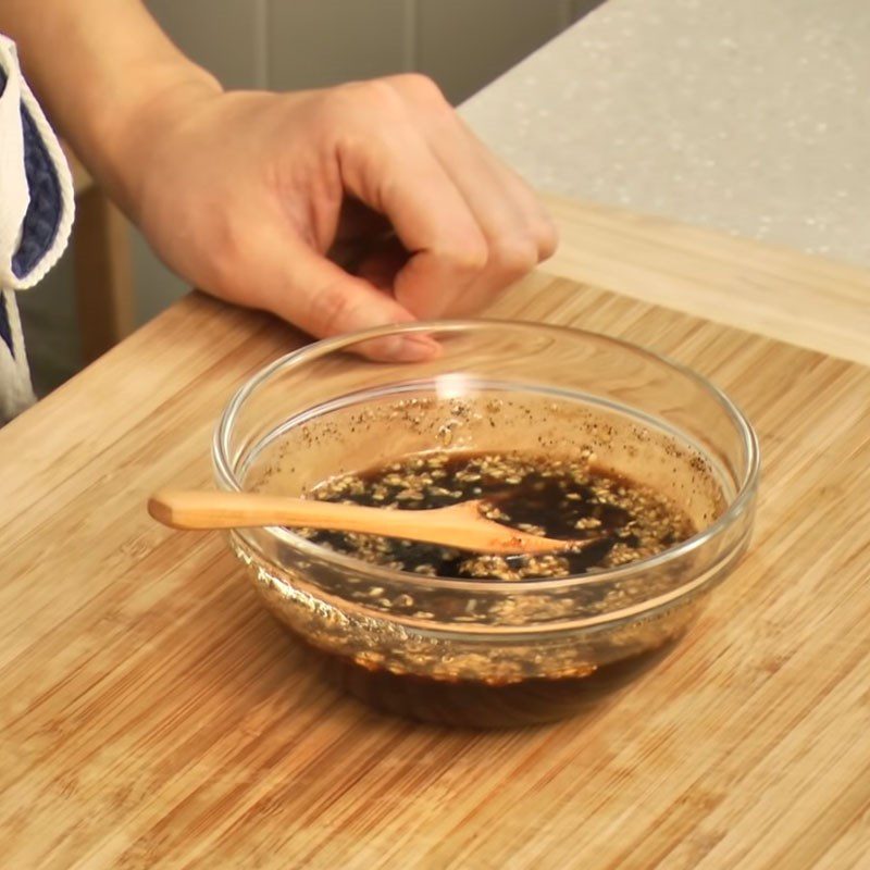 Step 3 Mix the sauce and marinate the beef Korean bulgogi beef soup