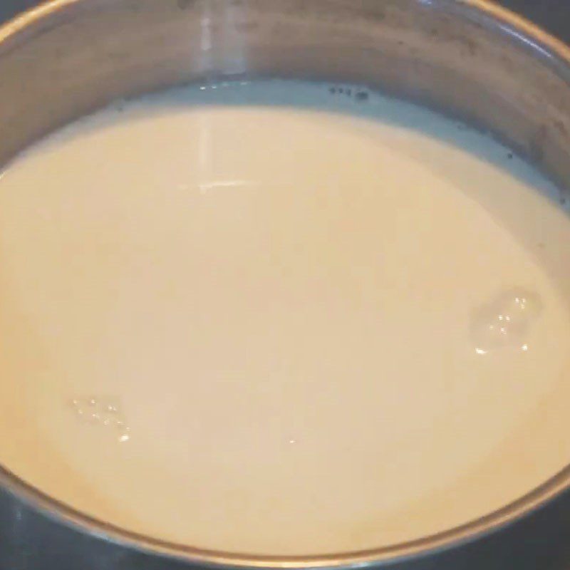 Step 2 Mix the starter yogurt Yogurt with condensed milk and powdered milk
