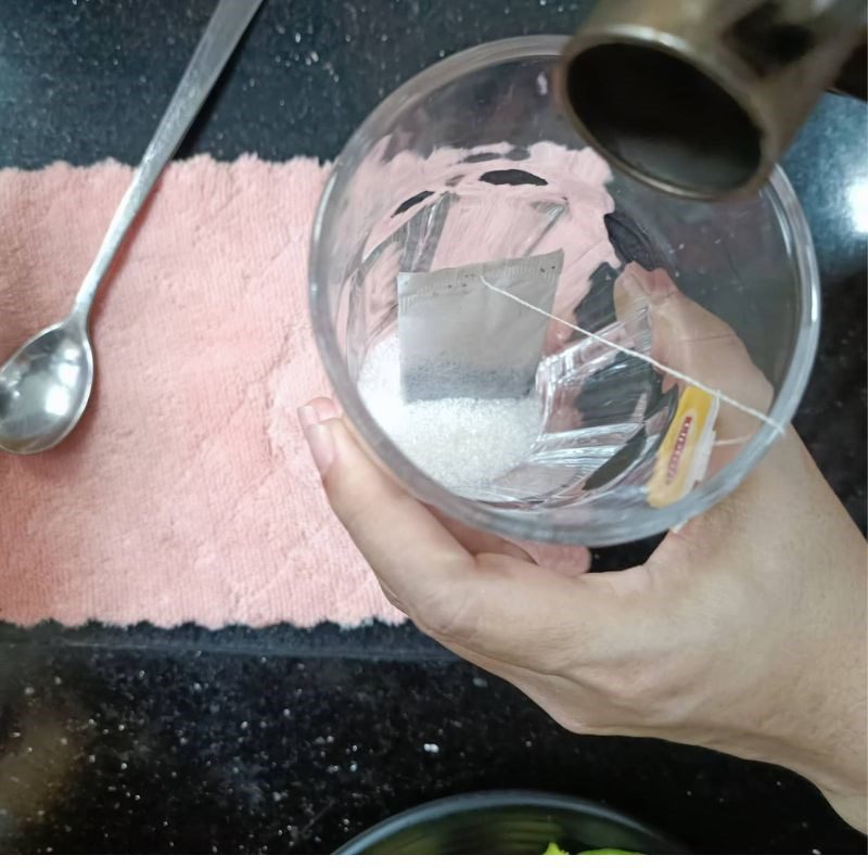 Step 1 Make Avocado Milk Tea