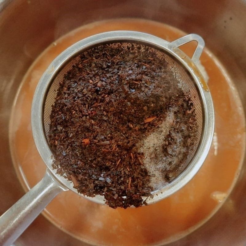 Step 3 Making Milk Tea Thai Red Milk Tea