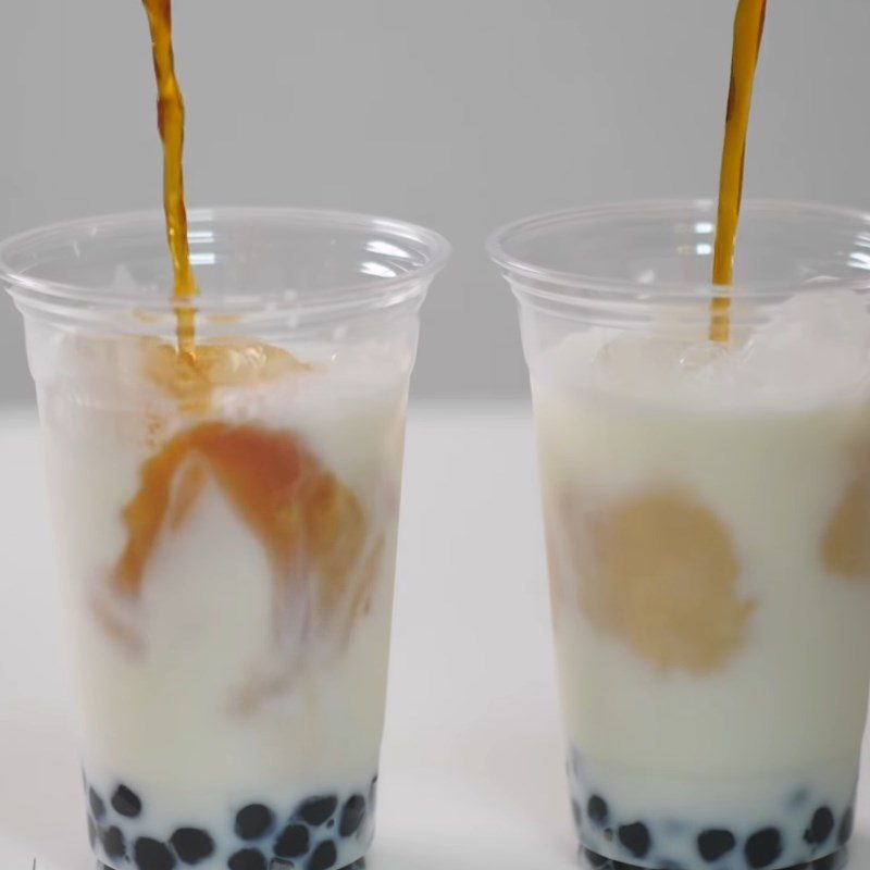 Step 3 Chocolate milk tea preparation Chocolate milk tea with tapioca pearls