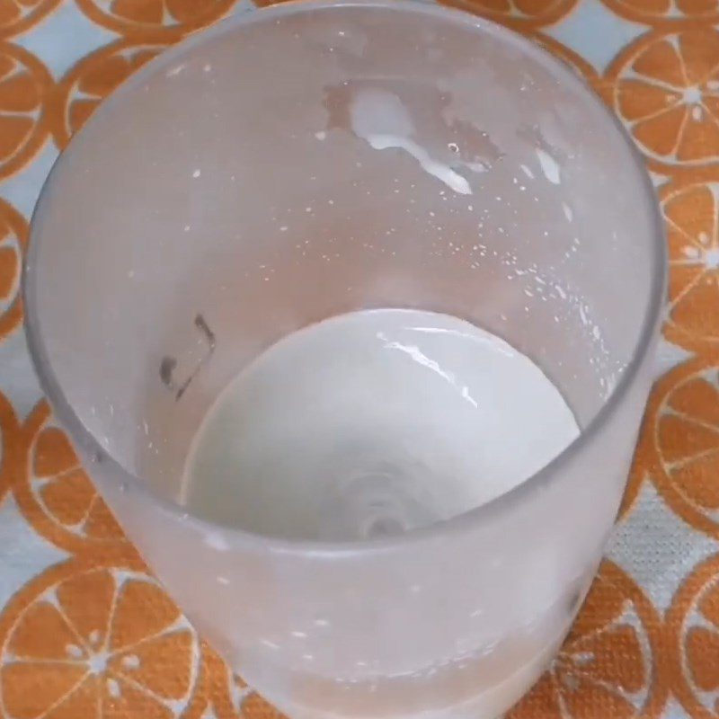 Step 2 Making yakult milk tea Yakult milk tea