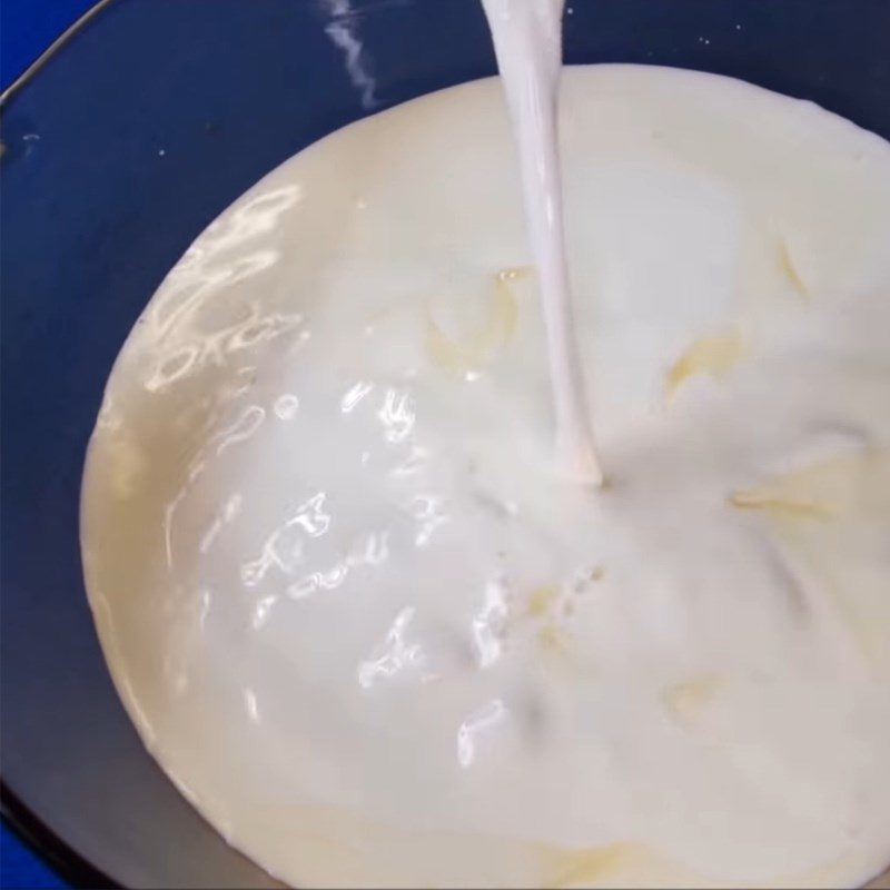 Step 1 Mix and Incubate Yogurt Fruit Yogurt Bag Ice Cream