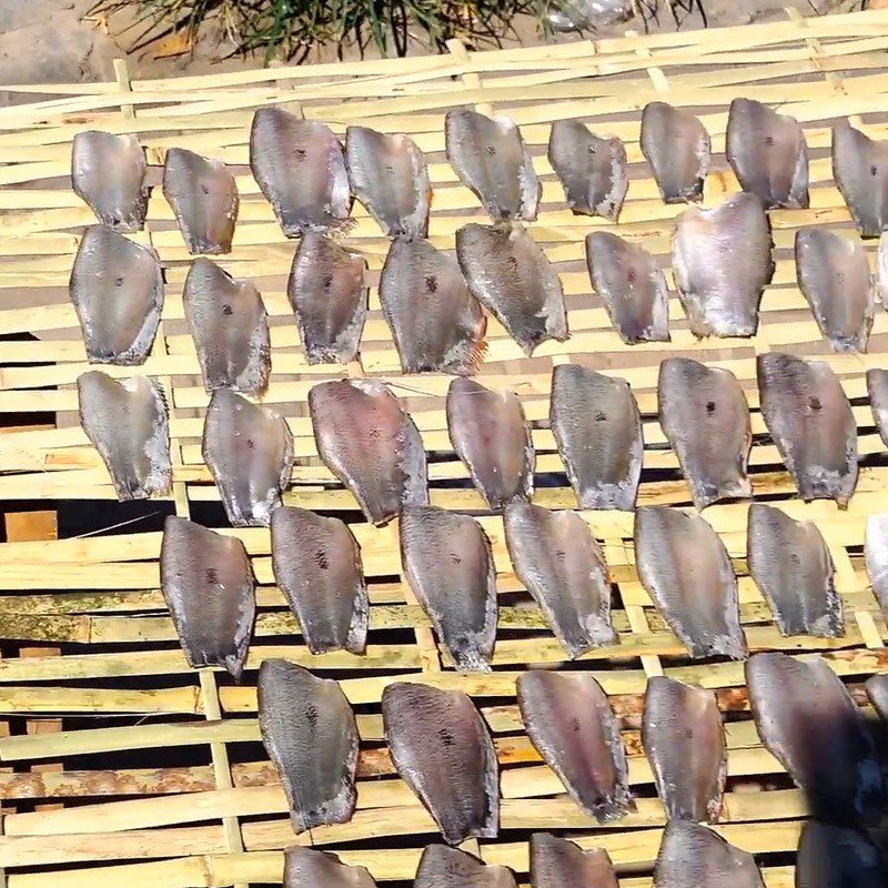 Step 3 Drying fish Dried butterfly fish