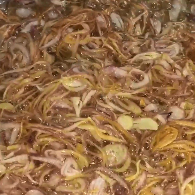 Step 1 Roast Peanuts and Fry Onions for Shrimp and Papaya Salad