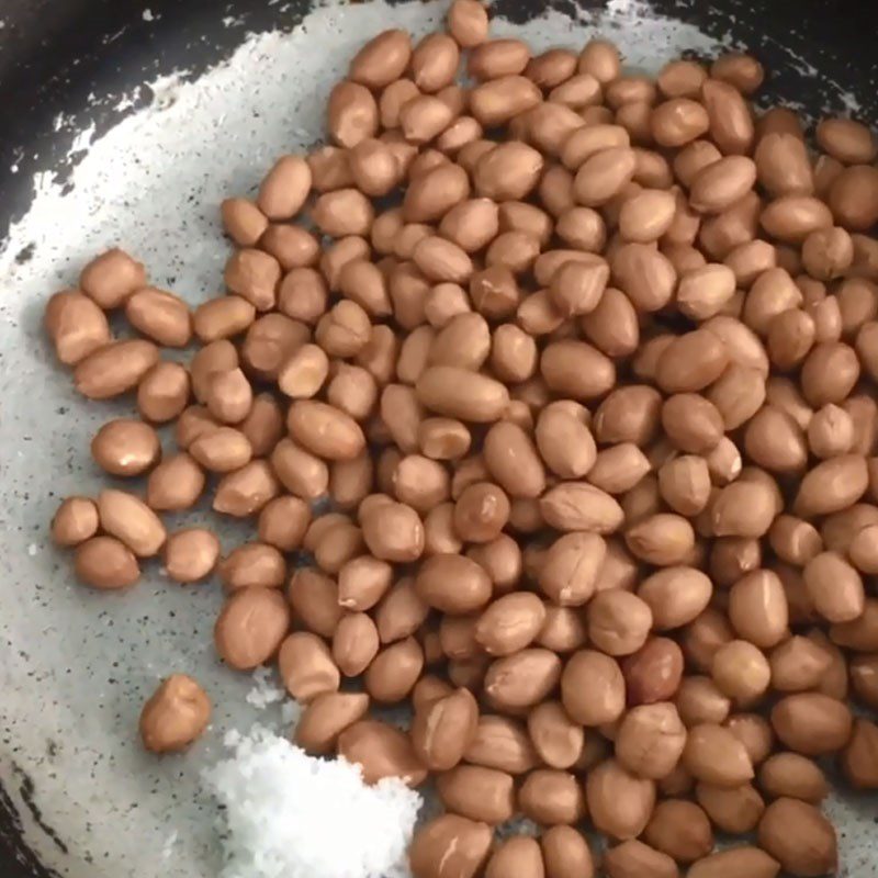 Step 1 Roast Peanuts and Fry Onions for Shrimp and Papaya Salad