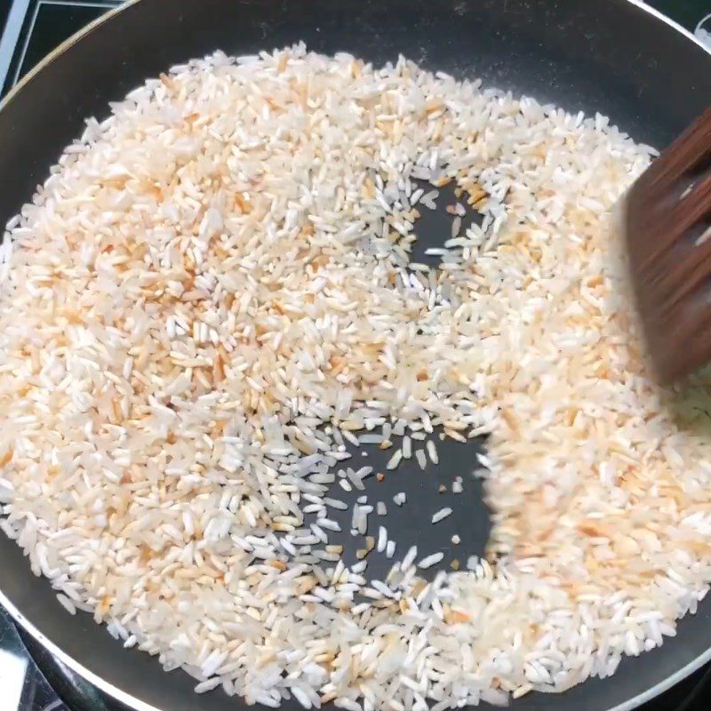 Step 2 Roast rice and cook porridge Frog Porridge
