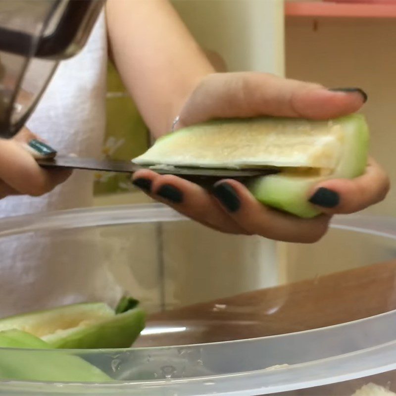 Step 1 Prepare the bottle gourd Bottle Gourd Smoothie