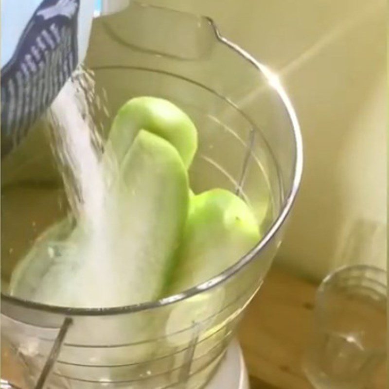 Step 2 Blend the bottle gourd Bottle Gourd Smoothie