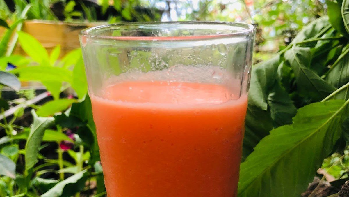 7 ways to make delicious, simple, nutritious carrot smoothies for the whole family 2 Carrot smoothie