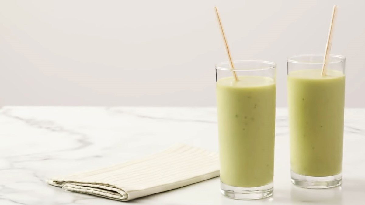 Banana Avocado Smoothie