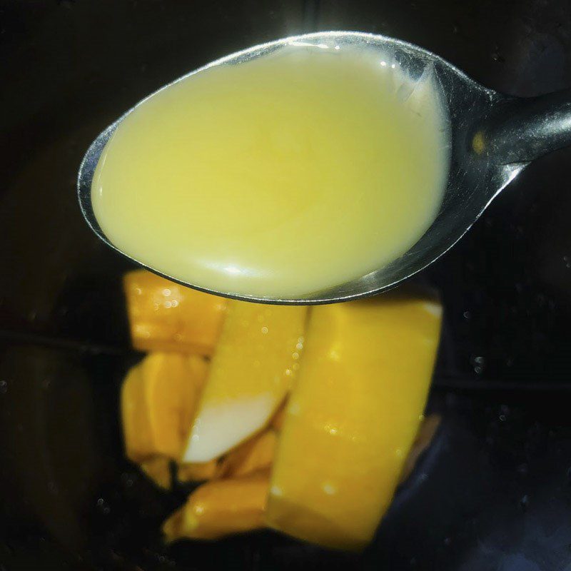Step 2 Blend Jackfruit Mango Smoothie