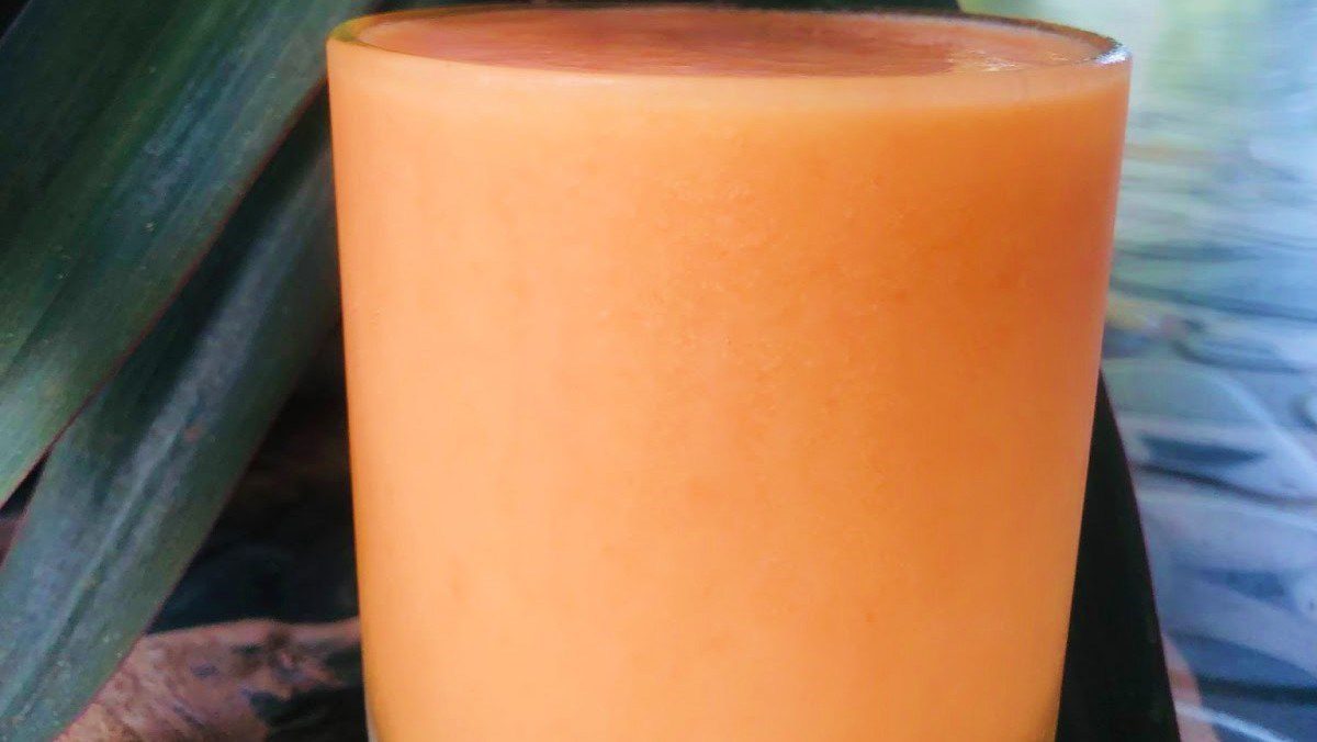 7 ways to make delicious, simple, nutritious carrot smoothies for the whole family 45 Pineapple (Ananas) carrot smoothie