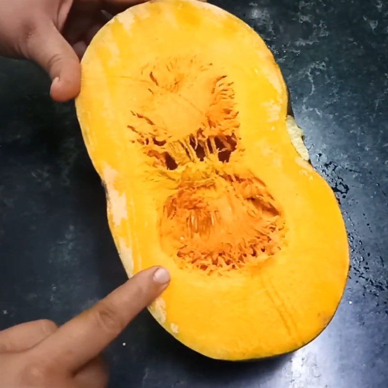 Step 1 Prepare the pumpkin Pumpkin Juice with Honey