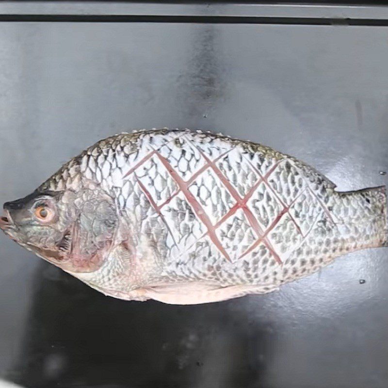 Step 1 Prepare the tilapia for Grilled Tilapia with Salt and Chili