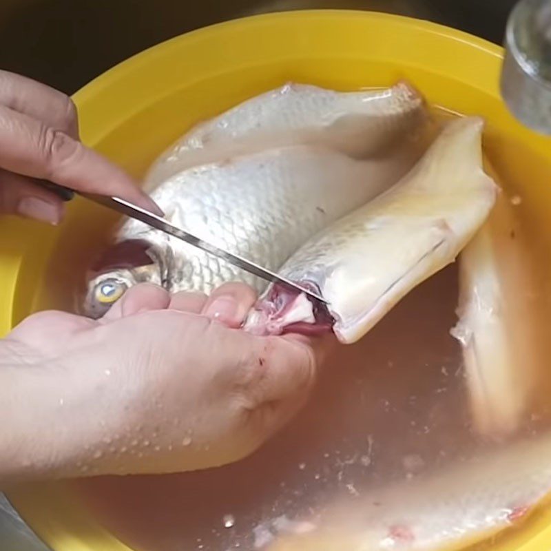 Step 1 Prepare the fish Braised Fish