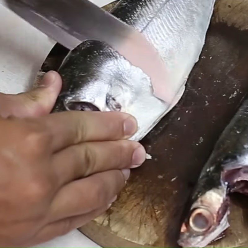 Step 1 Prepare the Snakehead Fish Grilled Snakehead Fish in Foil