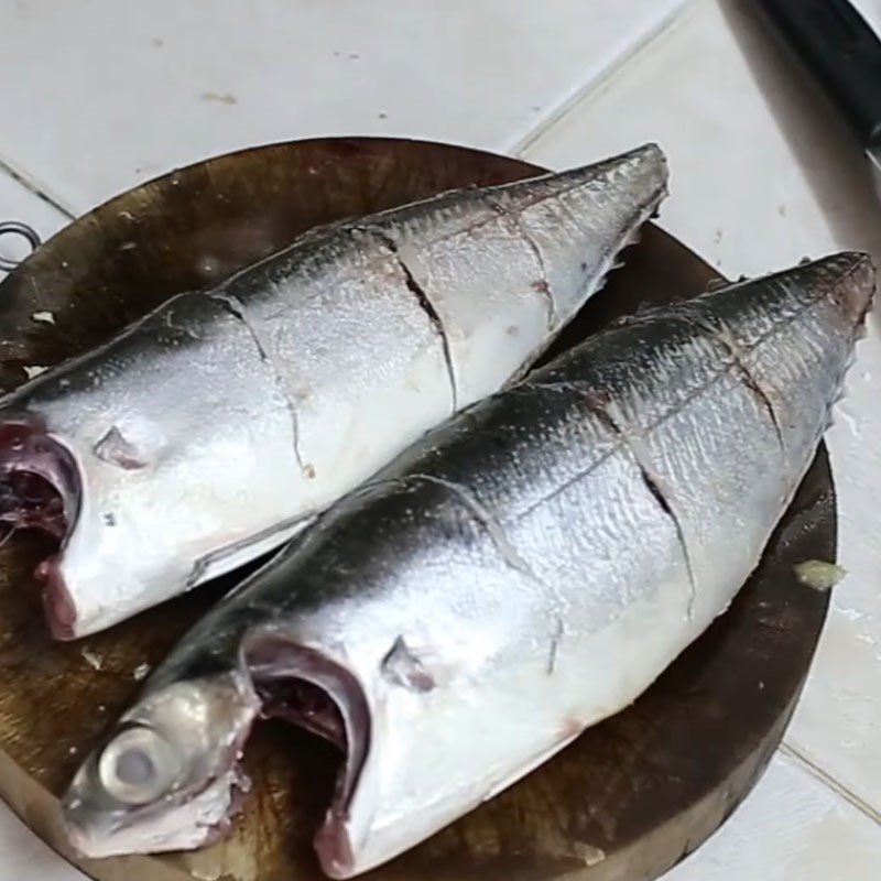 Step 1 Prepare the Snakehead Fish Grilled Snakehead Fish in Foil