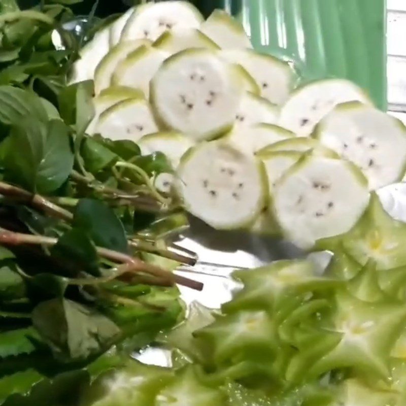 Step 3 Prepare the types of vegetables for dipping Simple fish sauce with garlic and chili