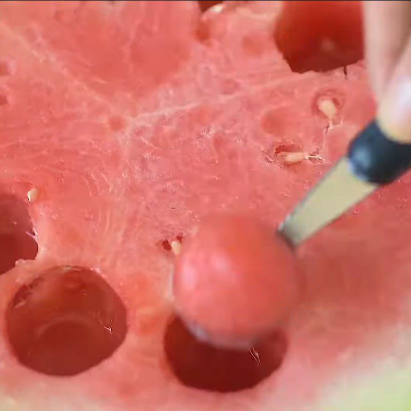 Step 1 Prepare the fruits for 3-color melon salad