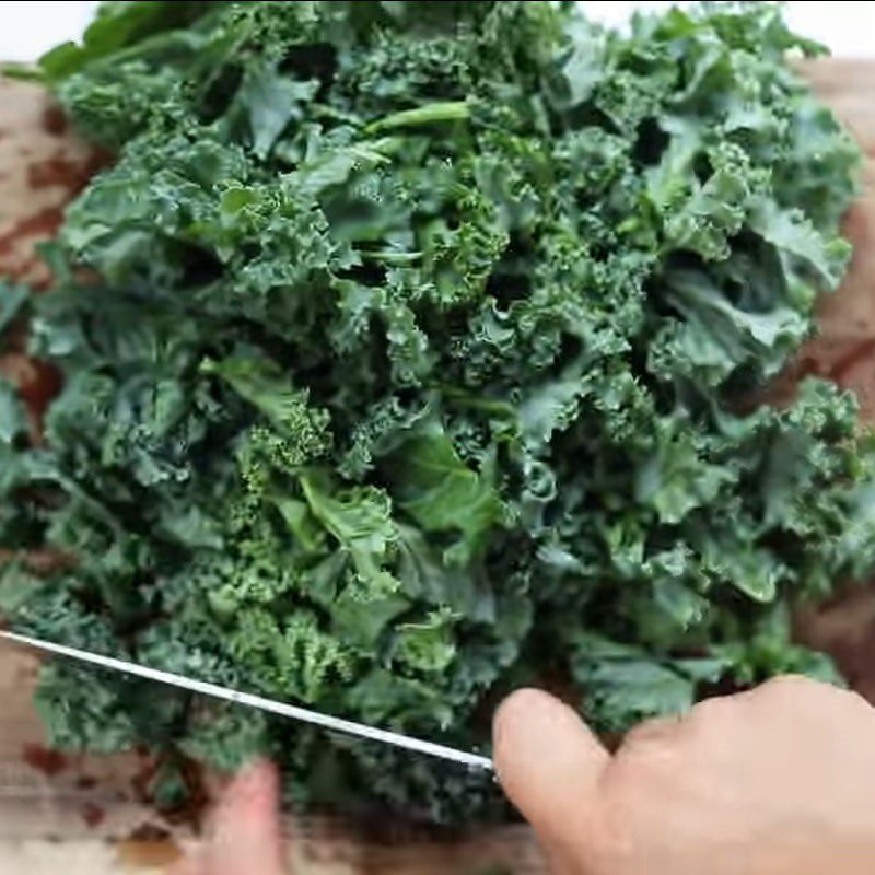 Step 1 Prepare the ingredients for Asian-style Kale Salad