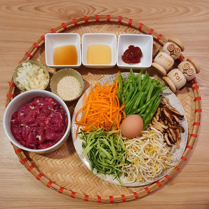 Step 1 Prepare the Ingredients for Korean Mixed Rice (recipe shared by users)