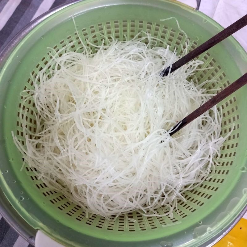 Step 1 Prepare the Ingredients for Steamed Snakehead Fish with Vermicelli