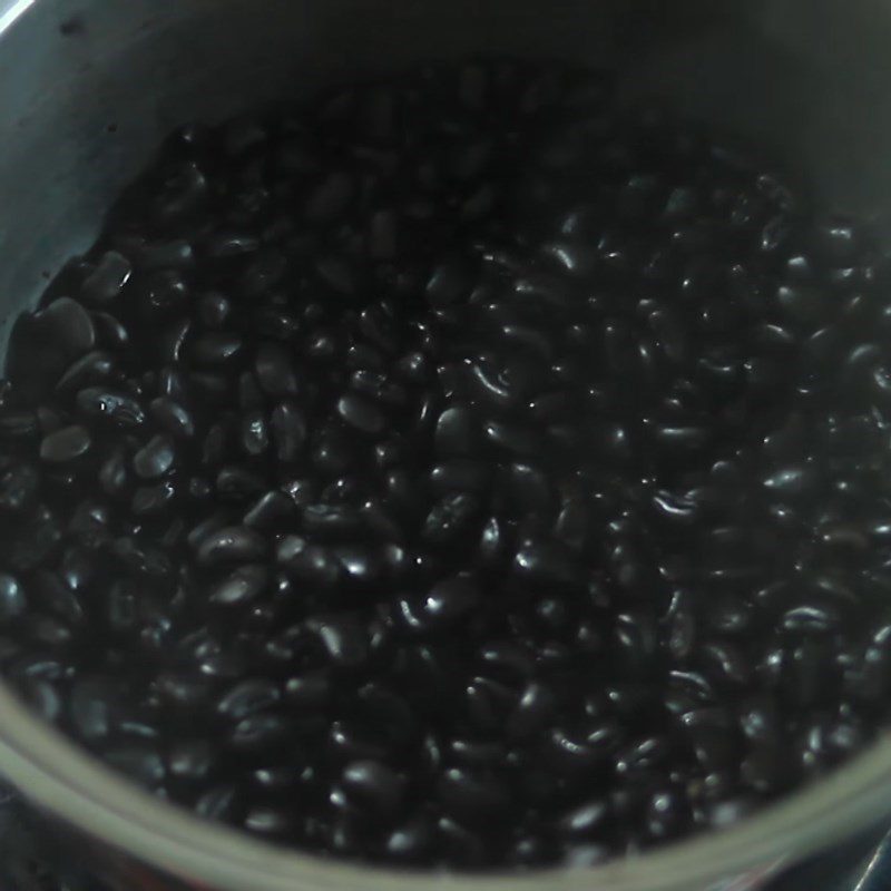 Step 1 Prepare the ingredients for Black Bean Dessert with Butterfly Pea Jelly using a Pressure Cooker