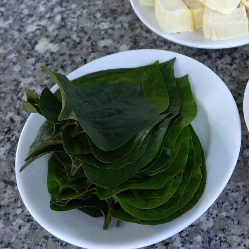 Step 1 Prepare the ingredients Vegetarian La Lot Rolls