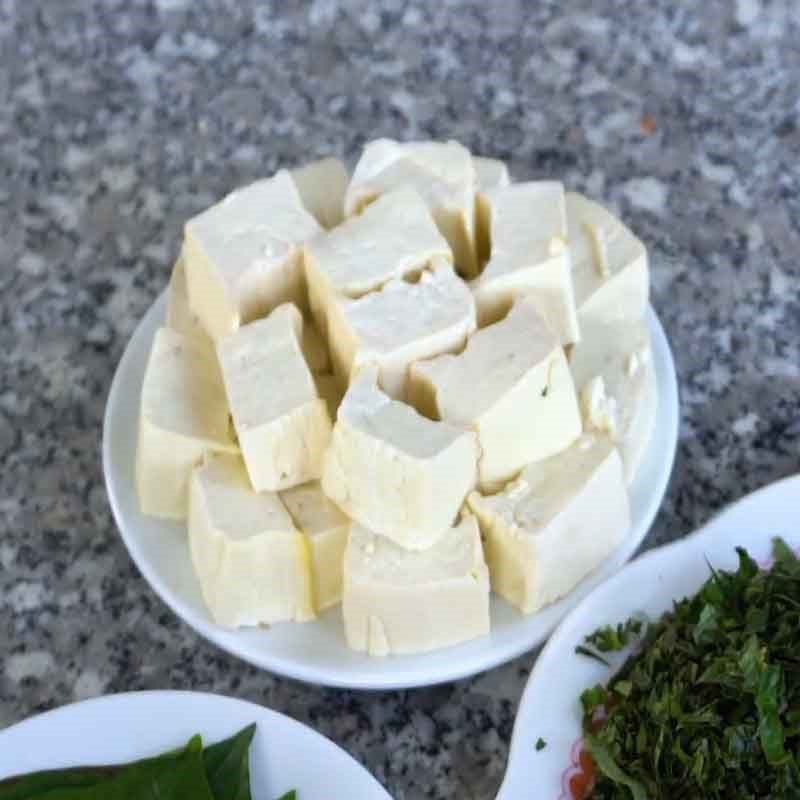 Step 1 Prepare the ingredients Vegetarian La Lot Rolls