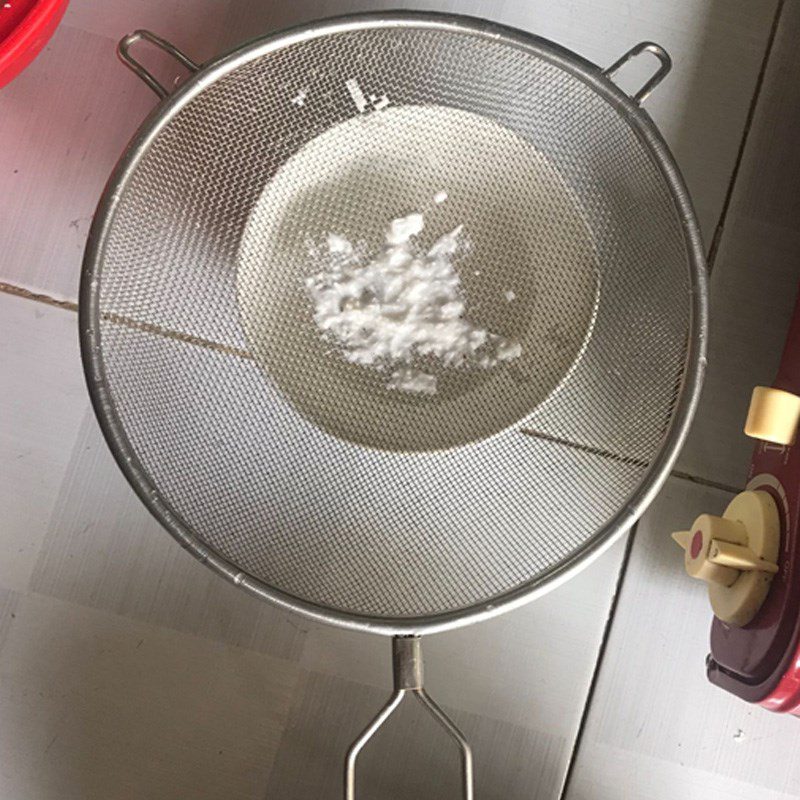 Step 1 Prepare the ingredients for Coconut Milk Chè Bánh Lọt
