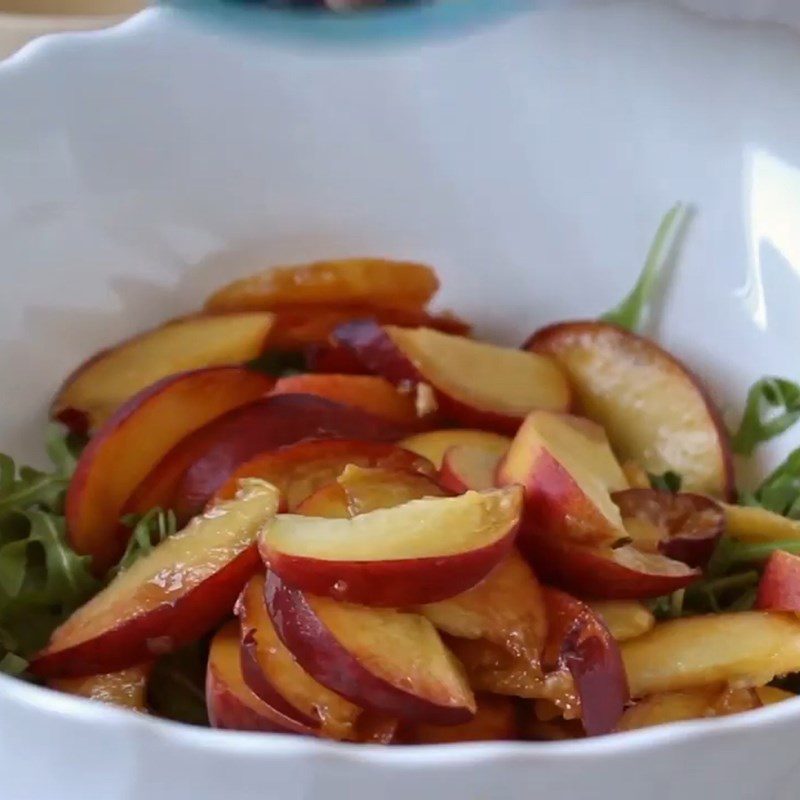 Step 1 Prepare the ingredients for pistachio peach salad