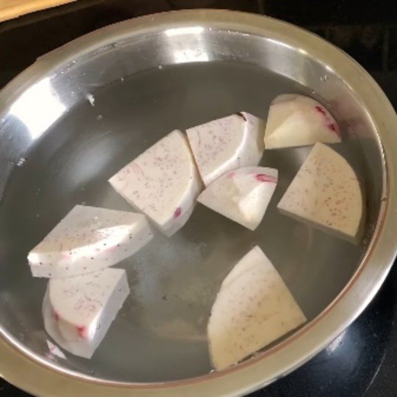 Step 4 Prepare the remaining ingredients for Mixed Beef Hotpot