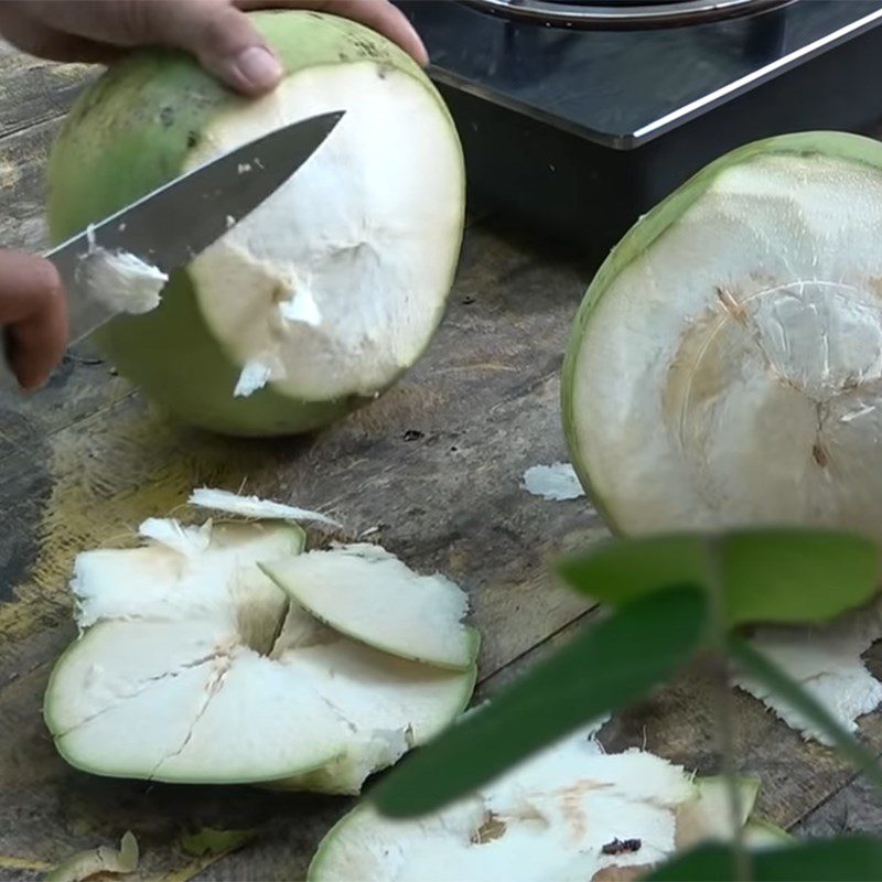 Step 2 Prepare other ingredients for sea crab hotpot cooked with fermented bean curd