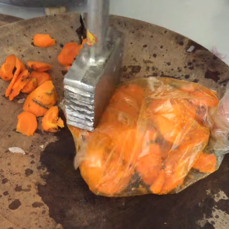 Step 2 Prepare other ingredients Fresh Turmeric Coconut Braised Catfish