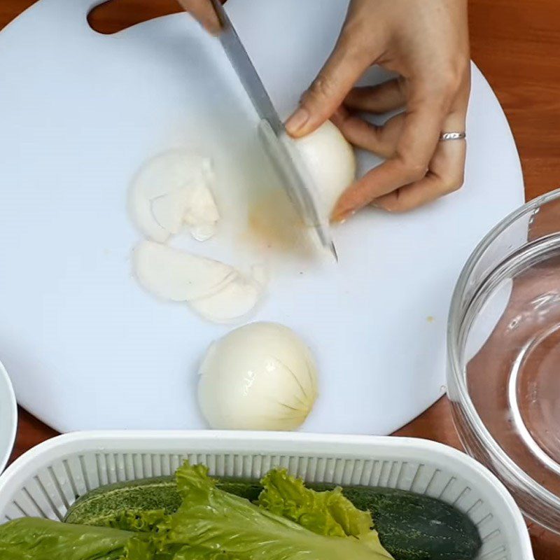 Step 2 Prepare other ingredients Sweet and sour mixed vermicelli