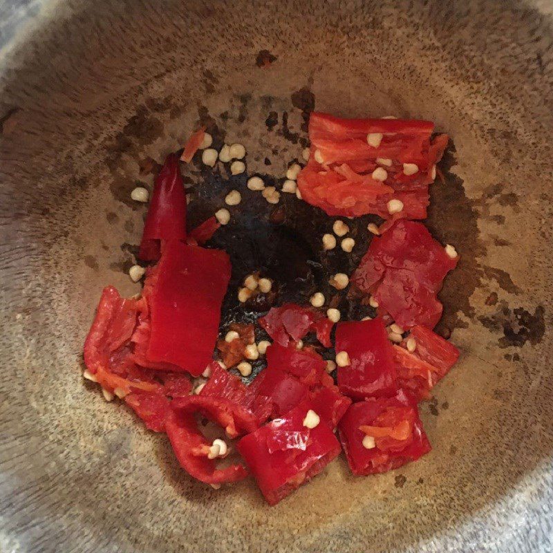 Step 2 Prepare other ingredients Tuna braised with pork belly