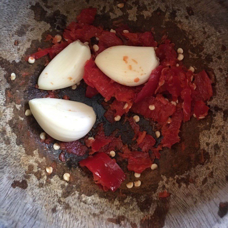 Step 2 Prepare other ingredients Tuna braised with pork belly