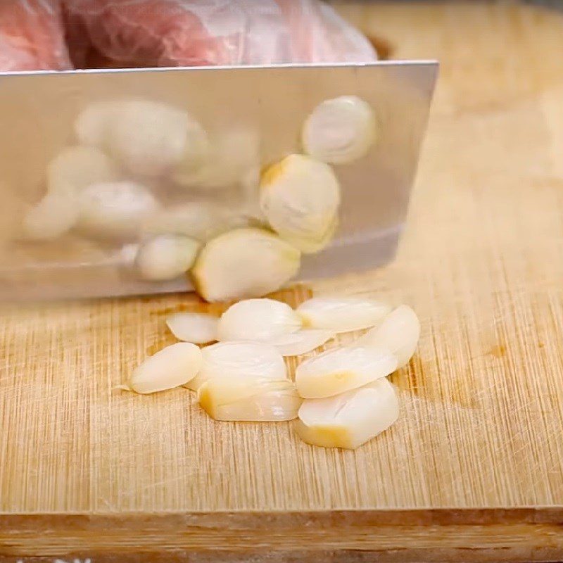 Step 2 Prepare other ingredients Dried shrimp salad with pickled shallots