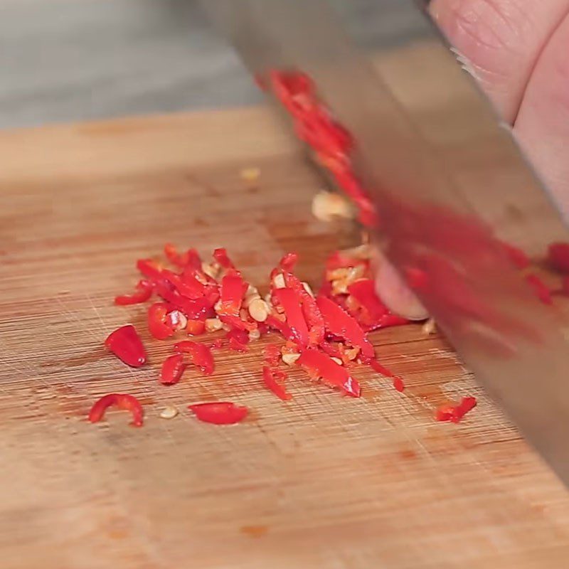 Step 2 Prepare other ingredients Sour starfruit with chili salt