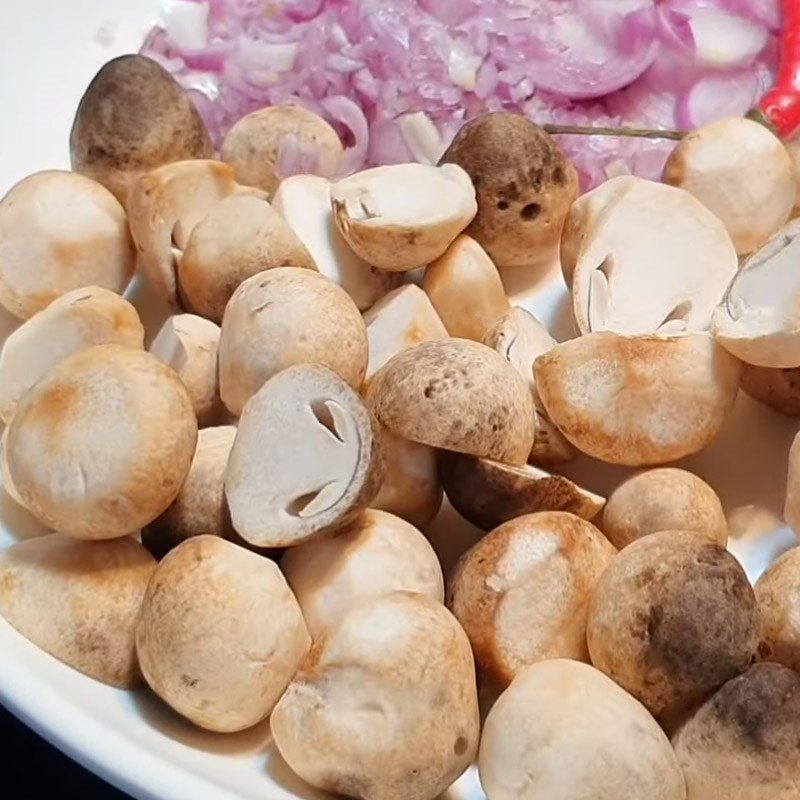 Step 2 Prepare other ingredients for vegetarian beef noodle soup