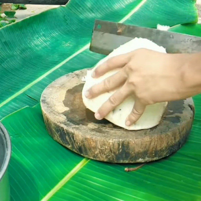 Step 2 Prepare other ingredients Eel with Banana Stem