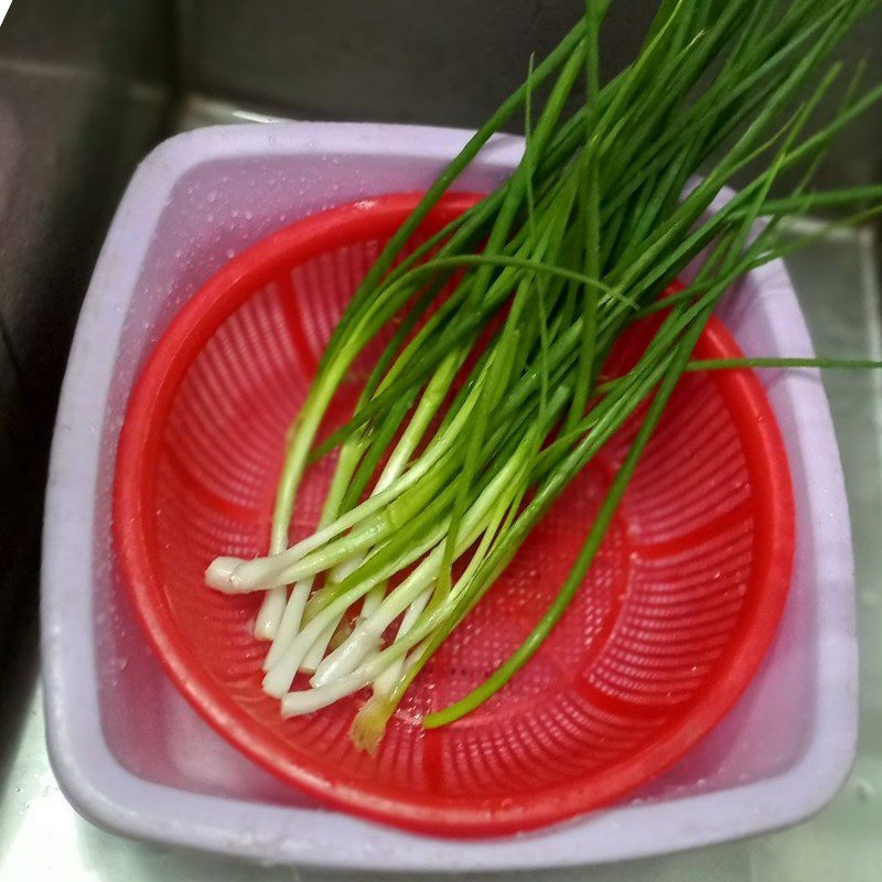 Step 2 Preparing other ingredients Pork stir-fried with purple onion