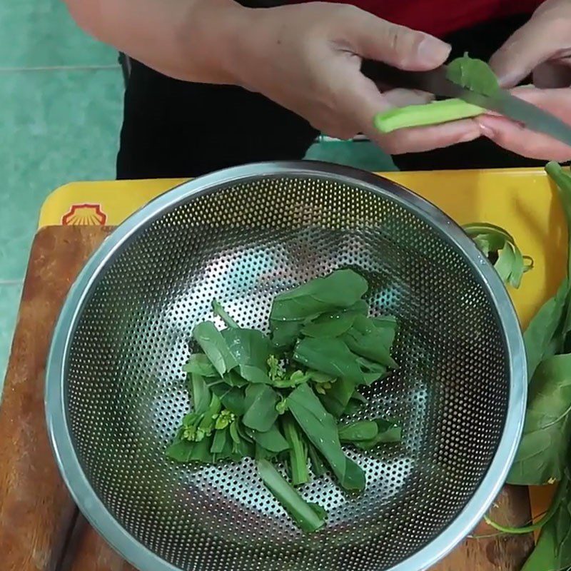 Step 2 Prepare other ingredients Stir-fried Beef with Broccoli