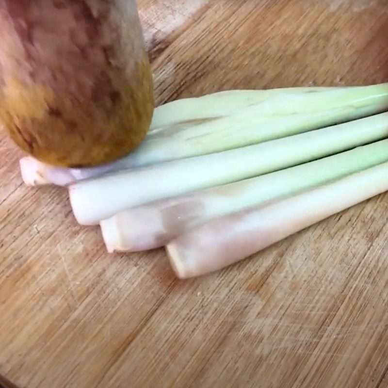 Step 2 Prepare other ingredients Sour bamboo shoot fish hotpot