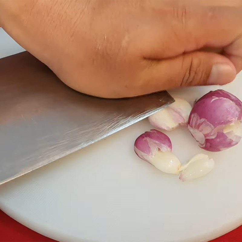 Step 2 Prepare other ingredients for roasted pork hotpot